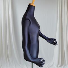 トルソー　ブラック　腕ありの画像