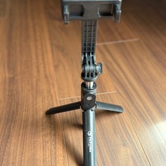 お話中【差し上げます】自撮り棒の画像