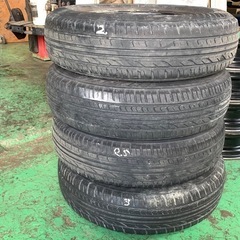 タイヤ4本セットの画像