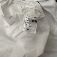 ユニクロAirism　Tシャツ　白の画像
