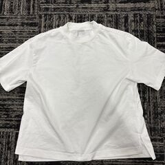 ユニクロAirism　Tシャツ　白の画像