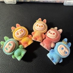 ラブブフィギュア
の画像