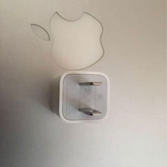 アップル Apple iPhone純正品付属品充電器 未使用の画像