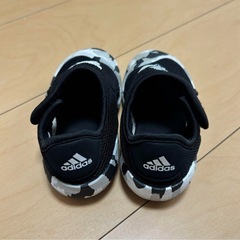 addidas キッズ　サンダルシューズ　14cmの画像
