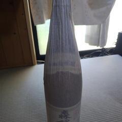 【希少・高級芋焼酎】森伊蔵 1.8Lの画像