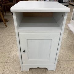 【ジモティー割引で最大15％OFF⭐️】IKEA  ASPELUND ベッドサイドテーブルの画像