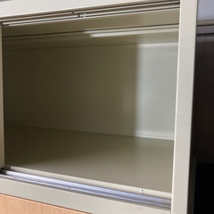 イトーキ　スチール　キャビネット　引戸型上置き棚　W880xD515xH390の画像
