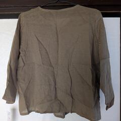七分丈の洋服の画像