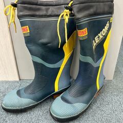 【オフィス移転につき多数出品】安全長靴　25センチ使用頻度2回の画像