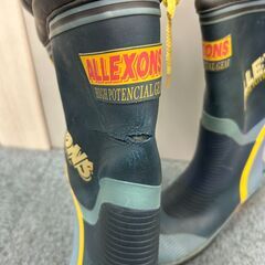 【オフィス移転につき多数出品】安全長靴　25センチ使用頻度2回の画像