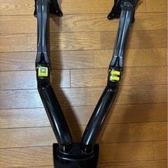 サラウンドスピーカー・モニターアーム・コントローラスタンドの画像