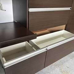 モダン キッチンカウンター、キッチンボード、ソフトクローズ引出し、幅155cm Used/キレイの画像