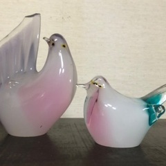 鳥の置物の画像