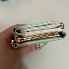 美品クレリラ財布の画像