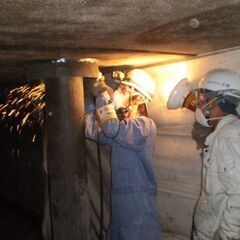 設備工事スタッフ／一生使える溶接技術と資格が手に入る！土日祝休＆賞与年2回の画像