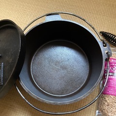 ダッチオーブン10インチ(SOTOさくらチップ付き)の画像
