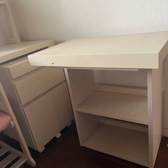 カリモク勉強机セットの画像