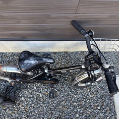 補助輪付き自転車の画像