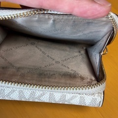 MICHAEL KORS マイケルコース 三つ折り財布　中古の画像