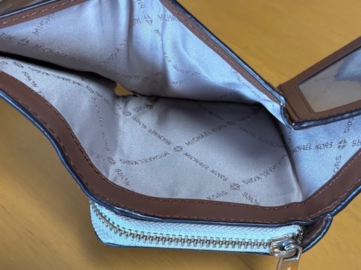 MICHAEL KORS マイケルコース 三つ折り財布　中古