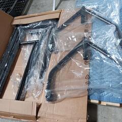 668fk 【開封品】Amazonベーシック ハンガーラック 洋服ラック 頑丈 キャスター付き長さ1.82×高さ1.52m ブラックの画像