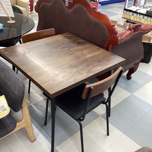 ⭐️春日市⭐️３点ダイニングセット⭐️タマリビング⭐️ダイニング⭐️木目調⭐️オシャレ⭐️リビング⭐️定価39,800円⭐️No195