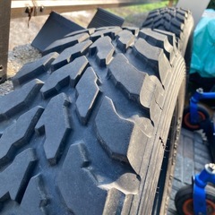 ジムニー純正ホイール　タイヤ　トーヨー　トランパスM/T 195r16c
の画像