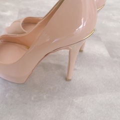 R&Eピンヒール👠🩷22センチの画像