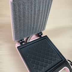 ホットサンドメーカー（ピンク・新品）の画像