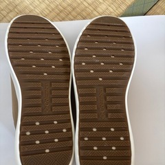 新品試し履きのみコロンビアスニーカーの画像