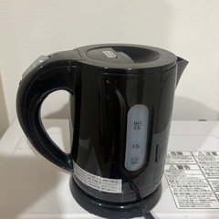 電気ケトルの画像