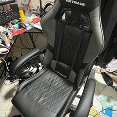 ゲーミングチェアの画像