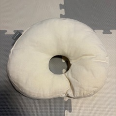 エスメラルダ　ベビー枕の画像