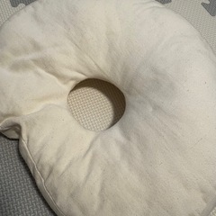 エスメラルダ　ベビー枕の画像