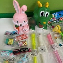 おもちゃ、景品、試供品まとめてお譲りします。の画像