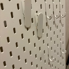 IKEA 有孔ボード フック付き ホワイト（H76×W56cm）整理収納に便利の画像