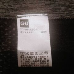 GUのTシャツの画像