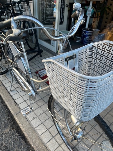 ブリヂストン　銀のママチャリ