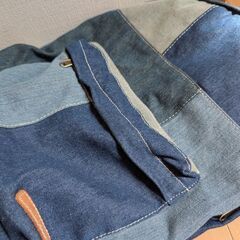 デニム　リュックサックの画像