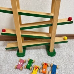 お問い合わせ早い方を優先！車　転がし　スロープ　おもちゃ　エドインター 森のうんどう会　Animals car racing 0歳　１歳　２歳　女の子　男の子の画像