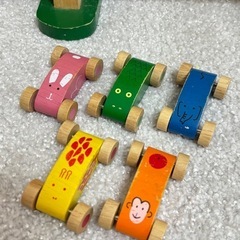 お問い合わせ早い方を優先！車　転がし　スロープ　おもちゃ　エドインター 森のうんどう会　Animals car racing 0歳　１歳　２歳　女の子　男の子の画像