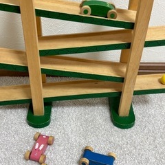 お問い合わせ早い方を優先！車　転がし　スロープ　おもちゃ　エドインター 森のうんどう会　Animals car racing 0歳　１歳　２歳　女の子　男の子の画像