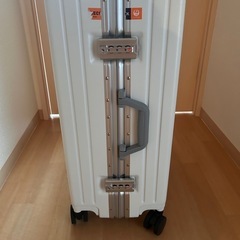 [Yumjoy] スーツケース アルミフレーム 機内持込 静音 軽量 耐衝撃 キャリーケース 超軽量 の画像