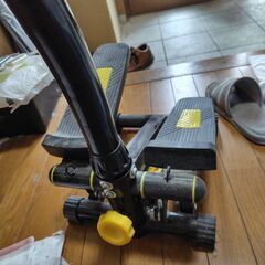 ステッパー（足踏み運動器具）の画像