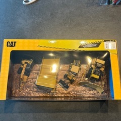 1/64 CAT 建機ダイキャスト 4個セットの画像