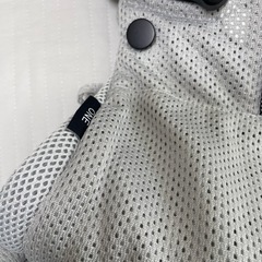 ベビービョルン　ベビーキャリア　ONE 抱っこ紐　グレー　BABYBJORNの画像