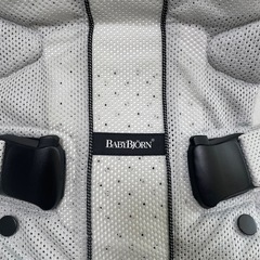 ベビービョルン　ベビーキャリア　ONE 抱っこ紐　グレー　BABYBJORNの画像