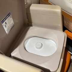 ポータブルトイレの画像