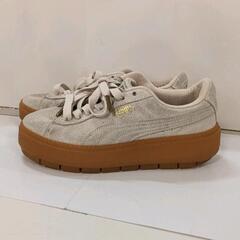 0905-102 【PUMA】23cmスエードプラットフォームトレース の画像