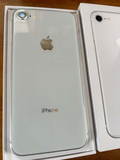 iPhone8[64GB] SIMフリー　箱付き　シルバー Apple
